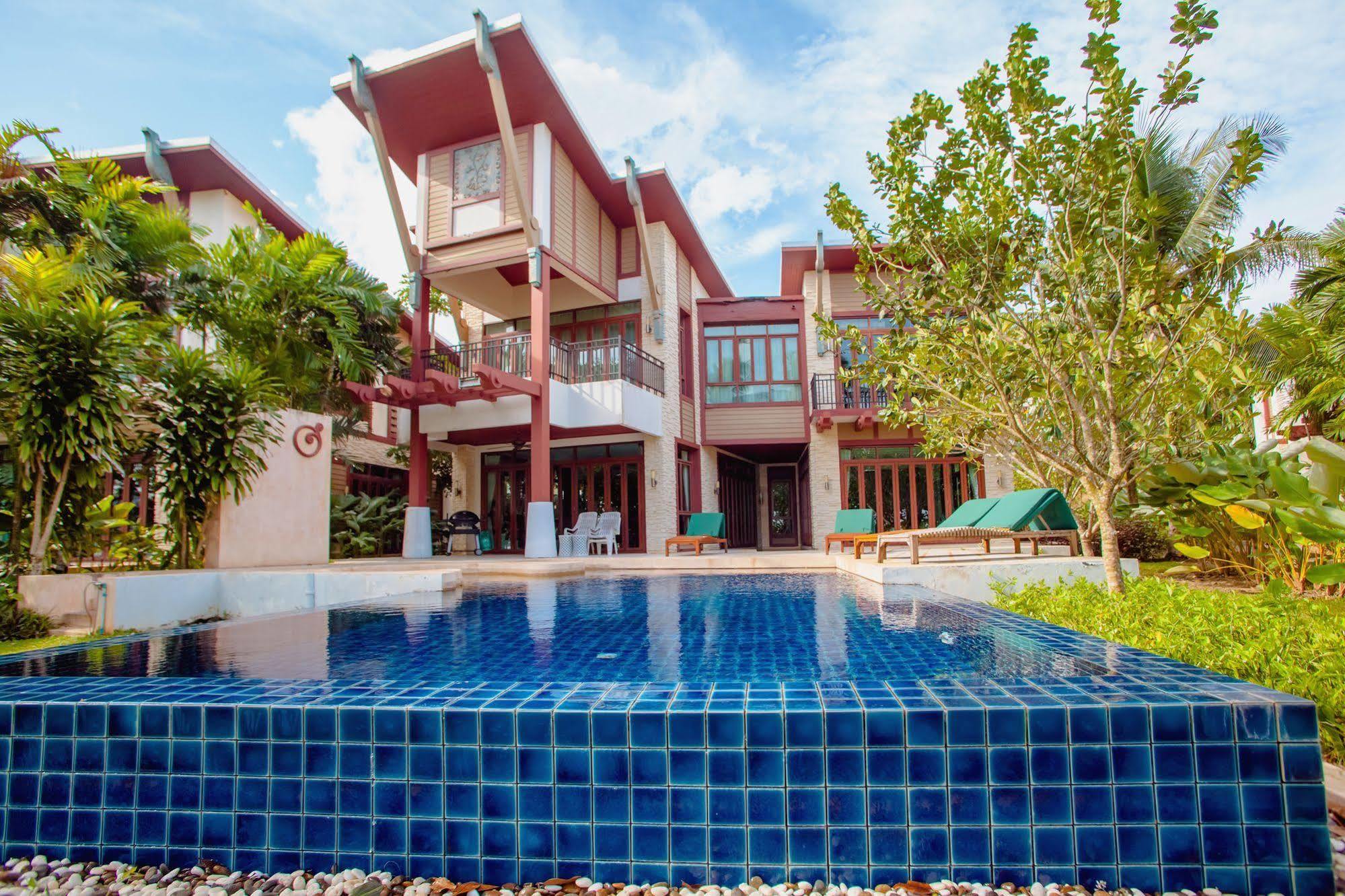 Amatapura Beach Villa 1 Ao Nang Exterior photo